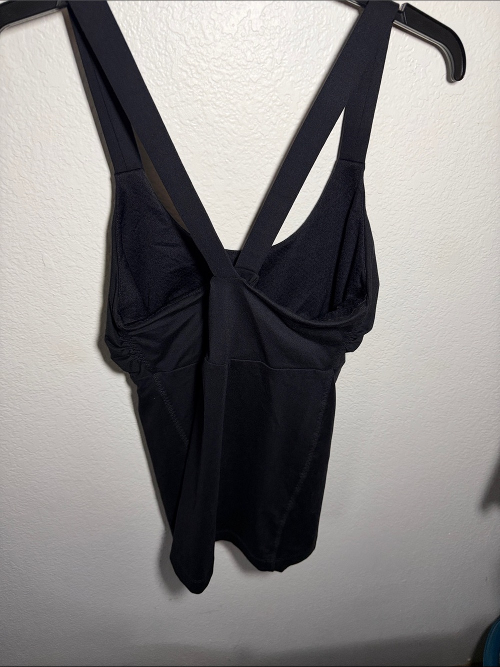 Patagonia Black Crisscross Strap Tank Top Size Large - Picture 2 of 7